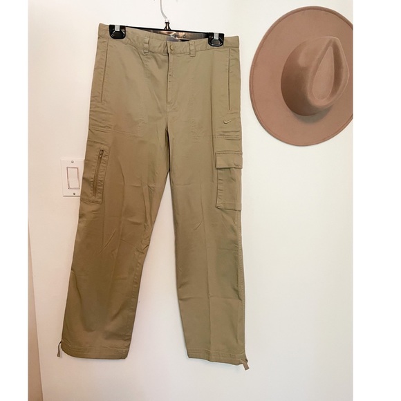 NIKE pants⭐️ - Picture 1 of 8